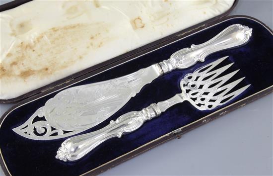 A cased set of early Victorian silver fish servers, knife 330mm.